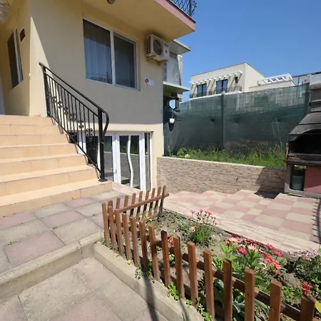 Guest house Summer Rain Mamaia Nord